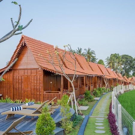 Victory Munggu Hotel Canggu  Exterior photo