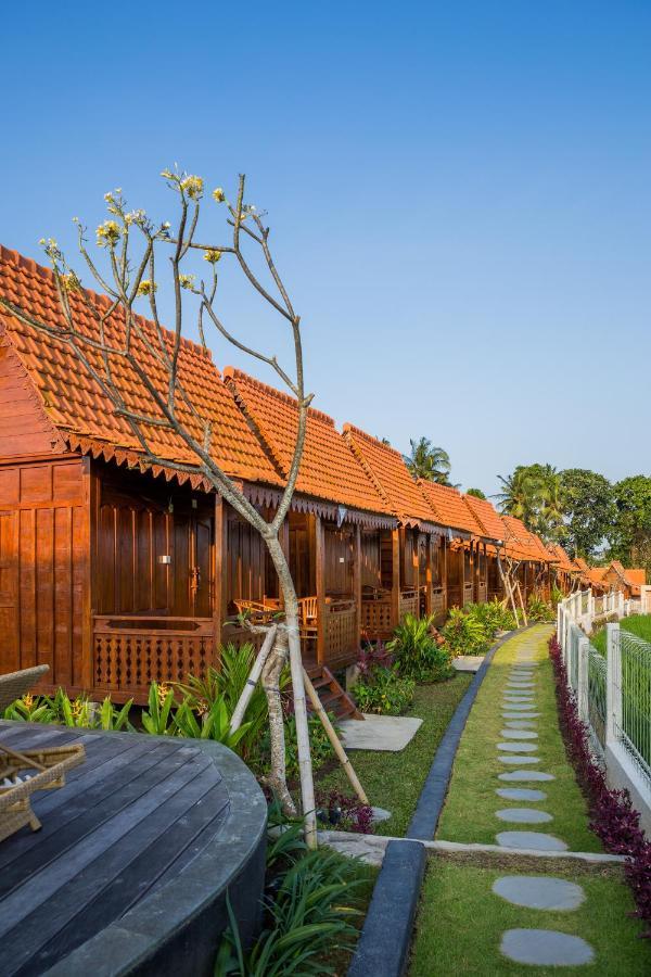 Victory Munggu Hotel Canggu  Exterior photo